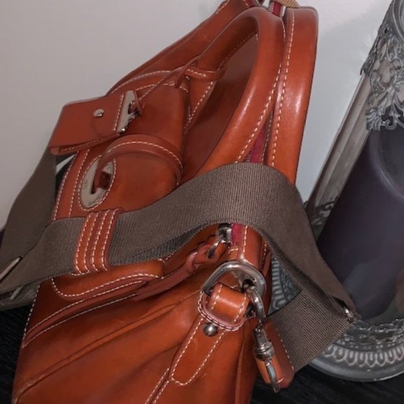 Dooney & Burke Toscana small Front Pocket Satchel - Picture 11 of 15